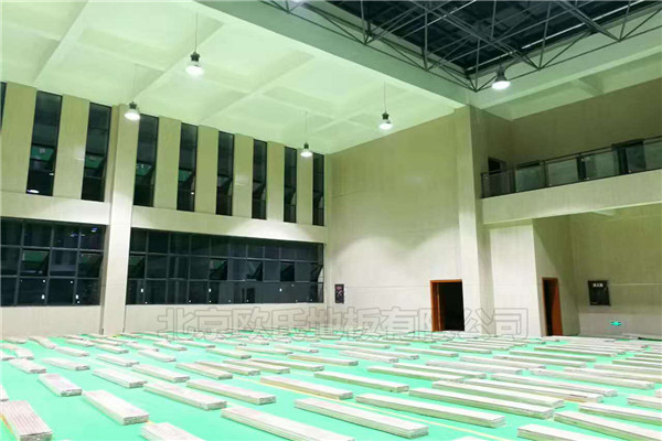 四川瀘州市敘永縣城西實驗學校運動木地板鋪設工程