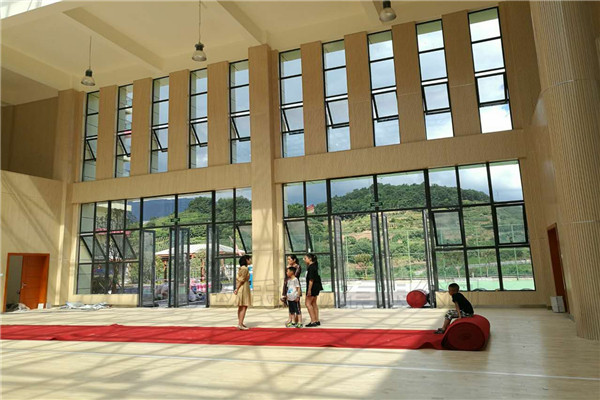 四川瀘州市敘永縣城西實驗學校運動木地板鋪設工程