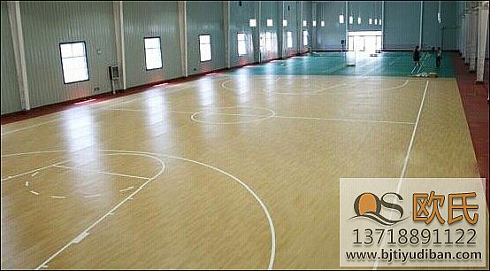 籃球木地板施工案例