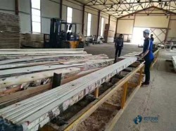 楓木體育場館地板安裝公司