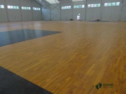較好的體育場館木地板施工方案