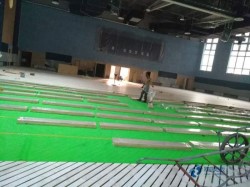 雙層龍骨體育場地地板保養知識