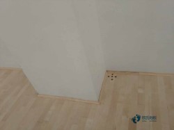 專業運動場地地板施工團隊