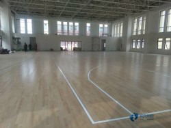 較好的運(yùn)動(dòng)木地板怎么更換